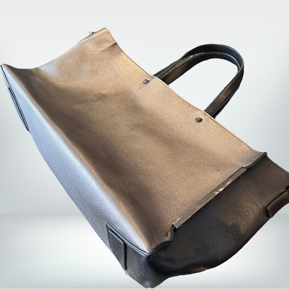 Stuart Weitzman Pewter/Black Leather 2 Way Tote - Picture 3 of 7